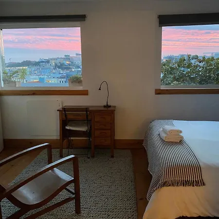 Comfortable Cozy - Center, Practical